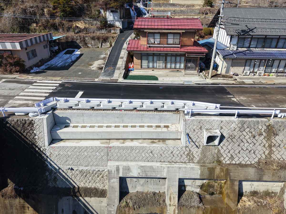 令和6年度　防災・安全交付金代行（重点）工事 （村）16号線　上水内郡小川村　大久保橋1工区 長野県長野建設事務所 令和6年12月9日～令和8年3月19日 橋台工　逆Ｔ式橋台155m3　現場打杭工（φ1000 L=6m）8本 踏掛版工1式　